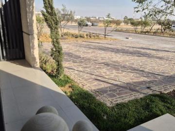 Casa nueva en preventa de una planta, Fracc. La Campiña Francesa, León Gto
