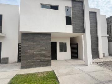 Casa nueva en renta en Quintas Lerdo, Disponible en Mayo 2026