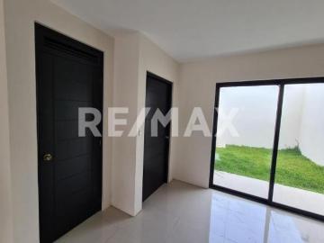 Casa nueva en San Ramón, en privada