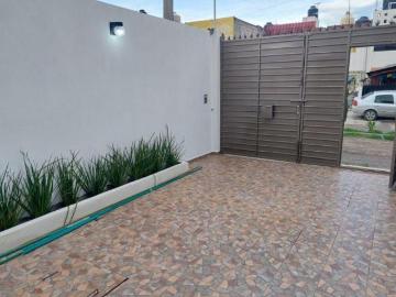 Casa Nueva en Venta, calle Sol, San Alfonso | 2 Recámaras + Estudio o 3ra Recámara | Terraza