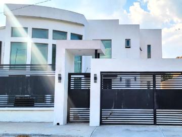 CASA NUEVA EN VENTA CON RECAMARA EN PLANTA BAJA REAL VILLAS DE LA AURORA AL NORTE SALTILLO
