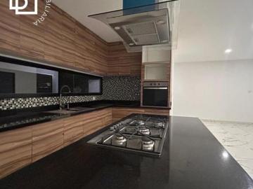 Casa nueva en venta de 1 piso frente a parque con alberca al norte de Mérida