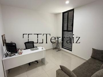 Casa Nueva en Venta en Country Club Queretaro