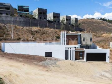 Casa Nueva en Venta en Fraccionamiento Las Palmas III, Ensenada, Baja California