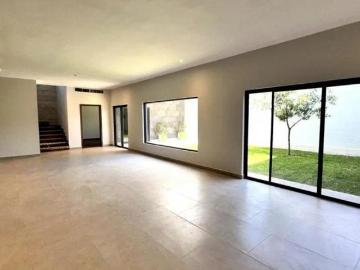 Casa Nueva en Venta en Las Viñas