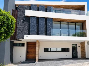 CASA NUEVA EN VENTA EN LOMAS DE ANGELÓPOLIS 1