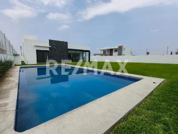 Casa Nueva en Venta en Lomas de Cocoyoc