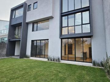 Casa nueva en venta en Paseos del Bosque, impecable