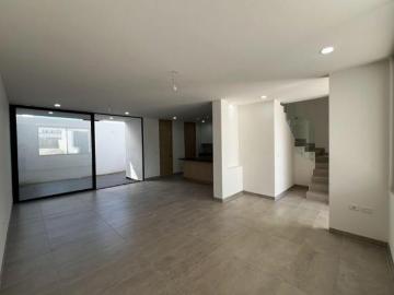 Casa nueva en St Angelo