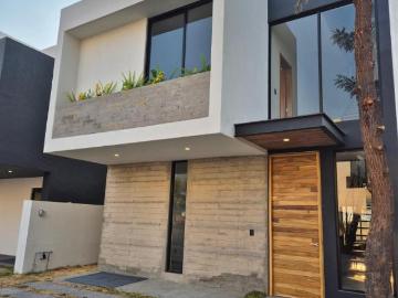 CASA NUEVA EN VENTA PARQUES VALLARTA