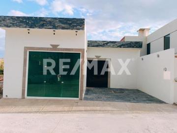 Casa nueva en venta, una sola plana en privada Ciudad Satélite 4