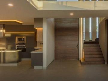 CASA NUEVA EN VENTA 615 M2 DE CONSTRUCCIÒN EN EL BOSQUE COUNTRY CLUB COLINDA AL CAMPO DE GOLF
