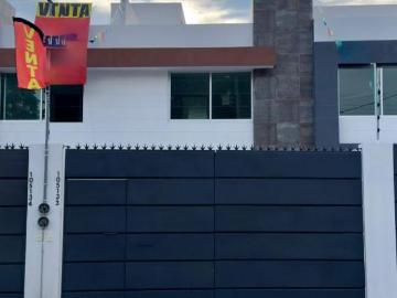 CASA NUEVA EN XILOTZINGO RECAMARA EN PLANTA BAJA CERCA A CU BUAP