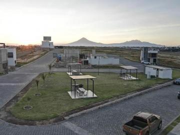 CASA NUEVA SOBRE EL PERIFERICO POR HARAS DEL BOSQUE