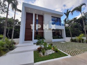 Casa Nueva y Amueblada en Tulum Country Club/ Bahía principe, Seguridad 24/7