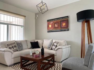 CASA NUEVA Y EQUIPADA EN PRIVADA DEL REY VALLE REAL