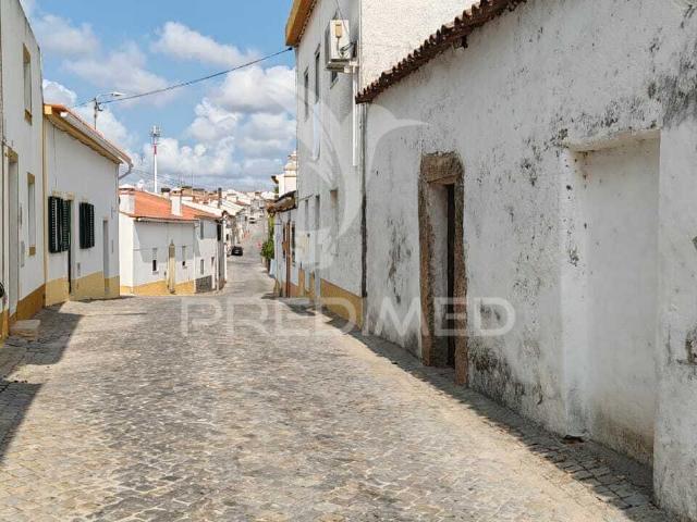 Casa na Aldeia da Alagoa Portalegre