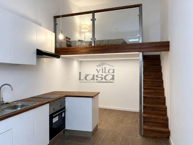 Casa no centro a Av. Fernão Magalhães, Porto