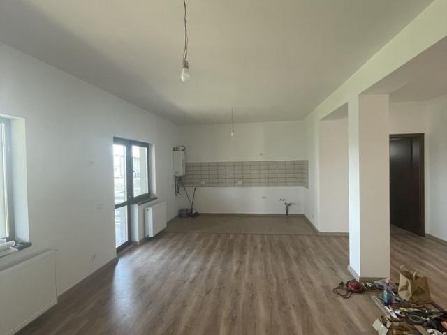 Casa nouă Gradinari