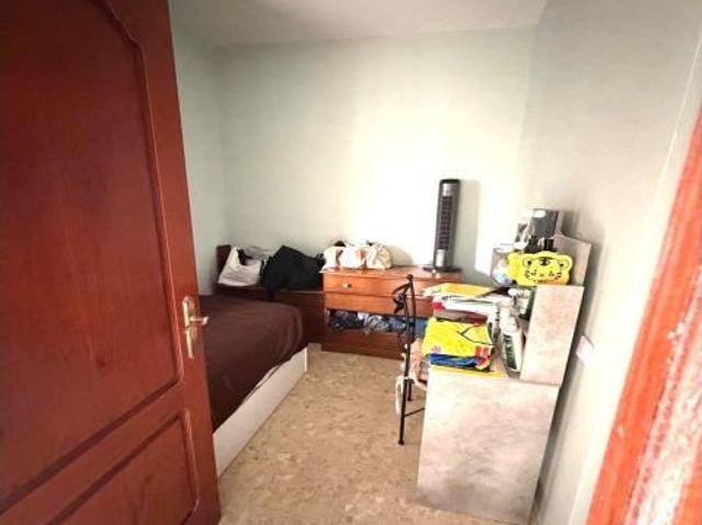 Casa o chalet en Burguillos con 3 habitaciones y salida a dos calles ✨