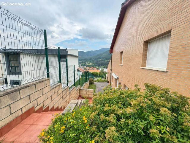 CASA O CHALET INDEPENDIENTE EN VENTA EN LAURETA
