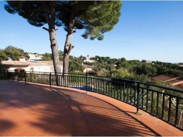 CASA OCUPADA 2 PLANTAS, 457 M2, 5 HABITACIONES, PARCELA 1332 M2, PISCINA, EN CALONGE I SANT ANTONI