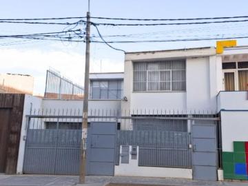 CASA/ OFICINA EN SANTA VICTORIA CHICLAYO