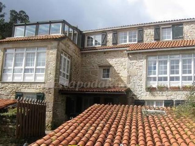 Casa Os Carrís