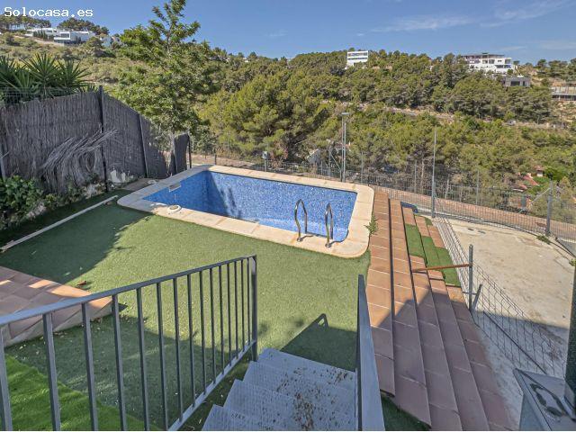 CASA A 4 VIENTOS CON PISCINA EN VENTA. MAS ALBA. OCASION!