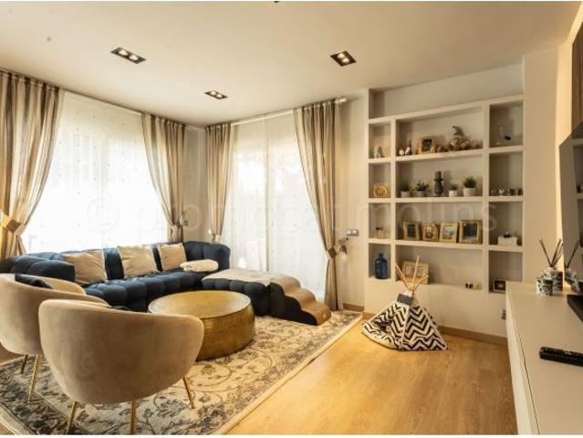 Casa a cuatro vientos con piscina, jardín y zona wellness en El Trull – El Papiol