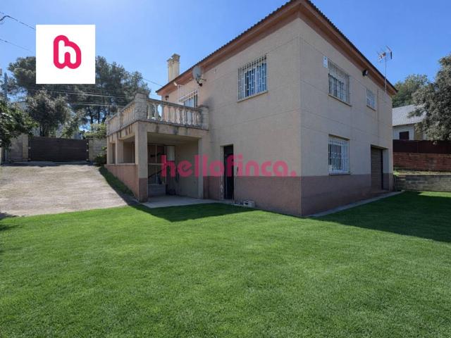 Casa a cuatro vientos a la venta en Les Pinedes de l'Armengol La Torre de Claramunt, Anoia, Barcelona