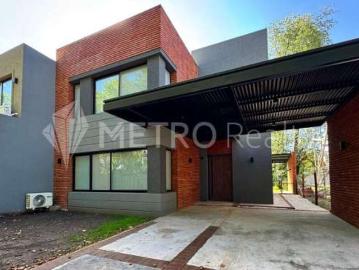 Casa A Estrenar En Bella Vista de 223 m m