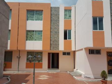 Casa A Estrenar En Riobamba Precio De Oportunidad