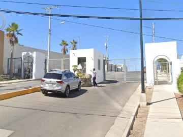 CASA A LA VENTA EN FRACCIONAMIENTO VALLE DEL SUR, TIJUANA, B.C