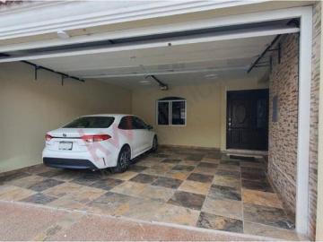 Casa a la venta en Sabalo Country Mazatlan