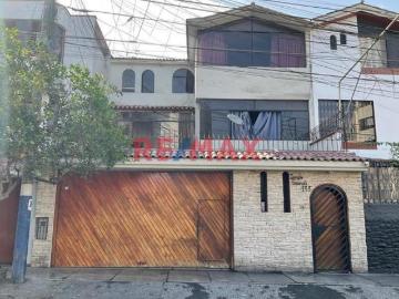 Casa a la Venta en Salamanca Ate Vitarte