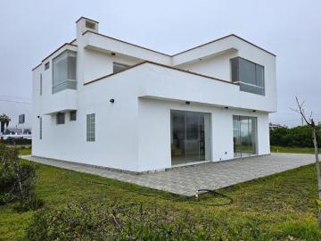 Casa a la Venta en playa de Lurín
