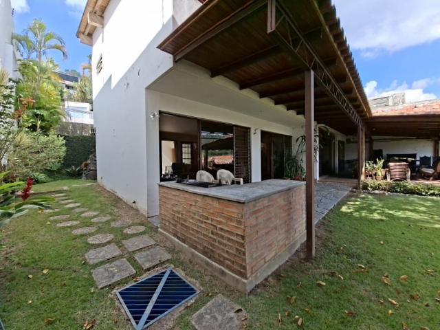 CASA A LA VENTA PRADOS DEL ESTE