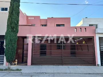 CASA A LA VENTA REAL DE VILLAS