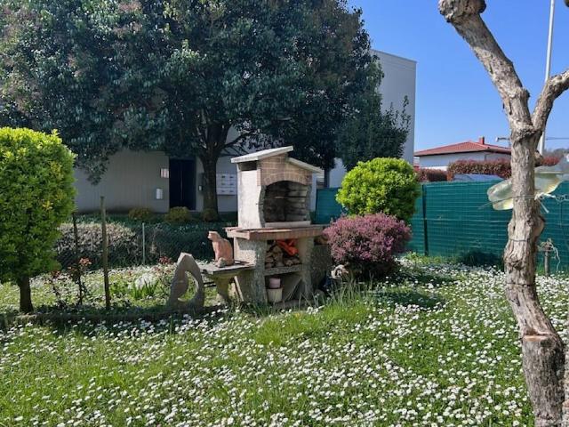 CASA A SCHIERA 4 CAMERE GIARDINO E TAVERNA