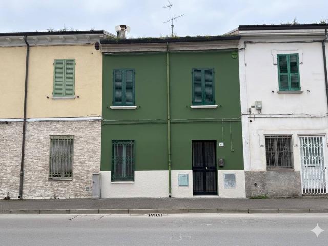 Casa a schiera in vendita a Rimini, Tripoli