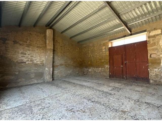 CASA A REFORMAR EN MONFLORITE