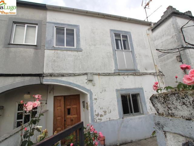 CASA A REFORMAR EN ZONA MONTIRON