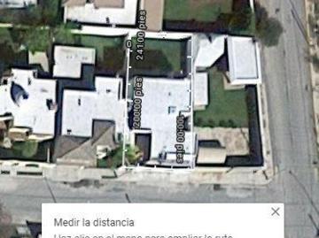 CASA A UN COSTADO DE PLAZA COLOSIO EN FRACC VALLE REAL CON 3 HABITACIONES