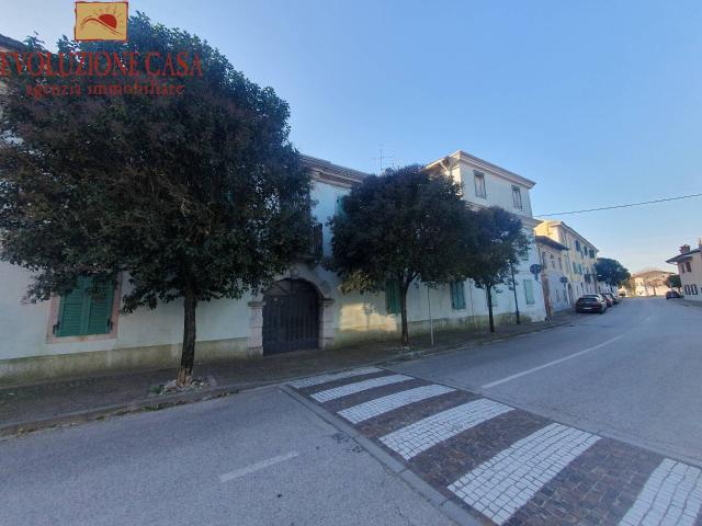 Casa accostata in vendita a Villesse