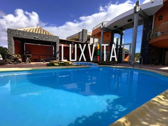 Casa Adeje Santa Cruz De Tenerife 89858410