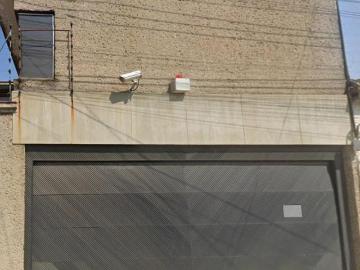 CASA ADJUDICADA EN COL CHULAVISTA EN PUEBLA, UBICADA EN LA ZONA COLONIAL