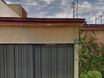 CASA ADJUDICADA EN COL CHULAVISTA EN PUEBLA, UBICADA EN LA ZONA COLONIAL