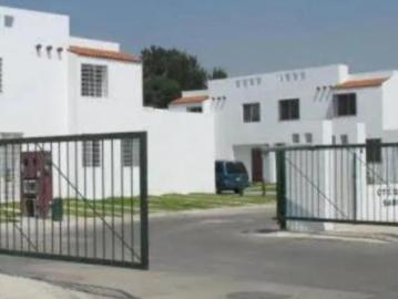 CASA ADJUDICADA EN ALTUS BOSQUES A UNOS MINUTOS DEL ESTADIO MARACANÁ