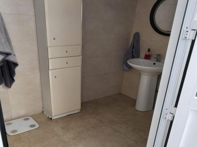 CASA ADOSADA 3 DORM + 2 BAÑOS CÉNTRICA EN CASCO URBANO